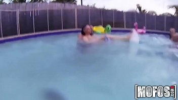 Em festa xnovinhas dando para valer